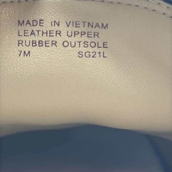 MICHAEL MICHAEL KORS
Scarlett Leather Clog size 7 - Picture 5 of 5